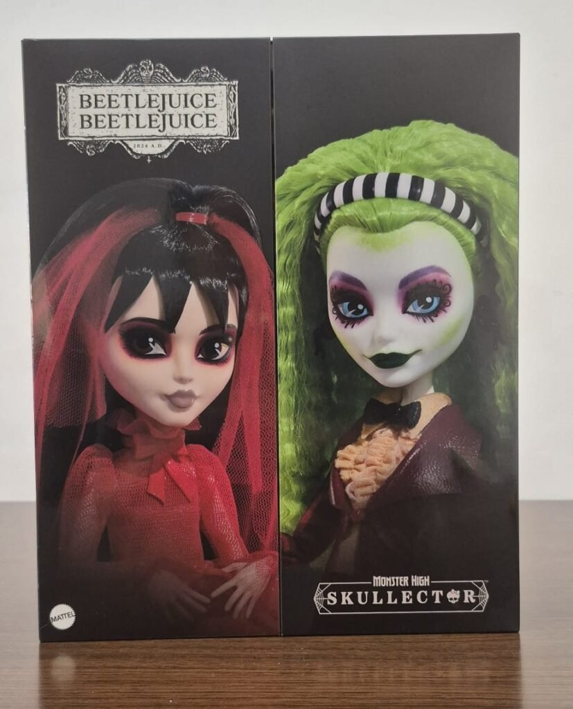 Caja de la edición de coleccionista Monster High Skullector Beetlejuice
