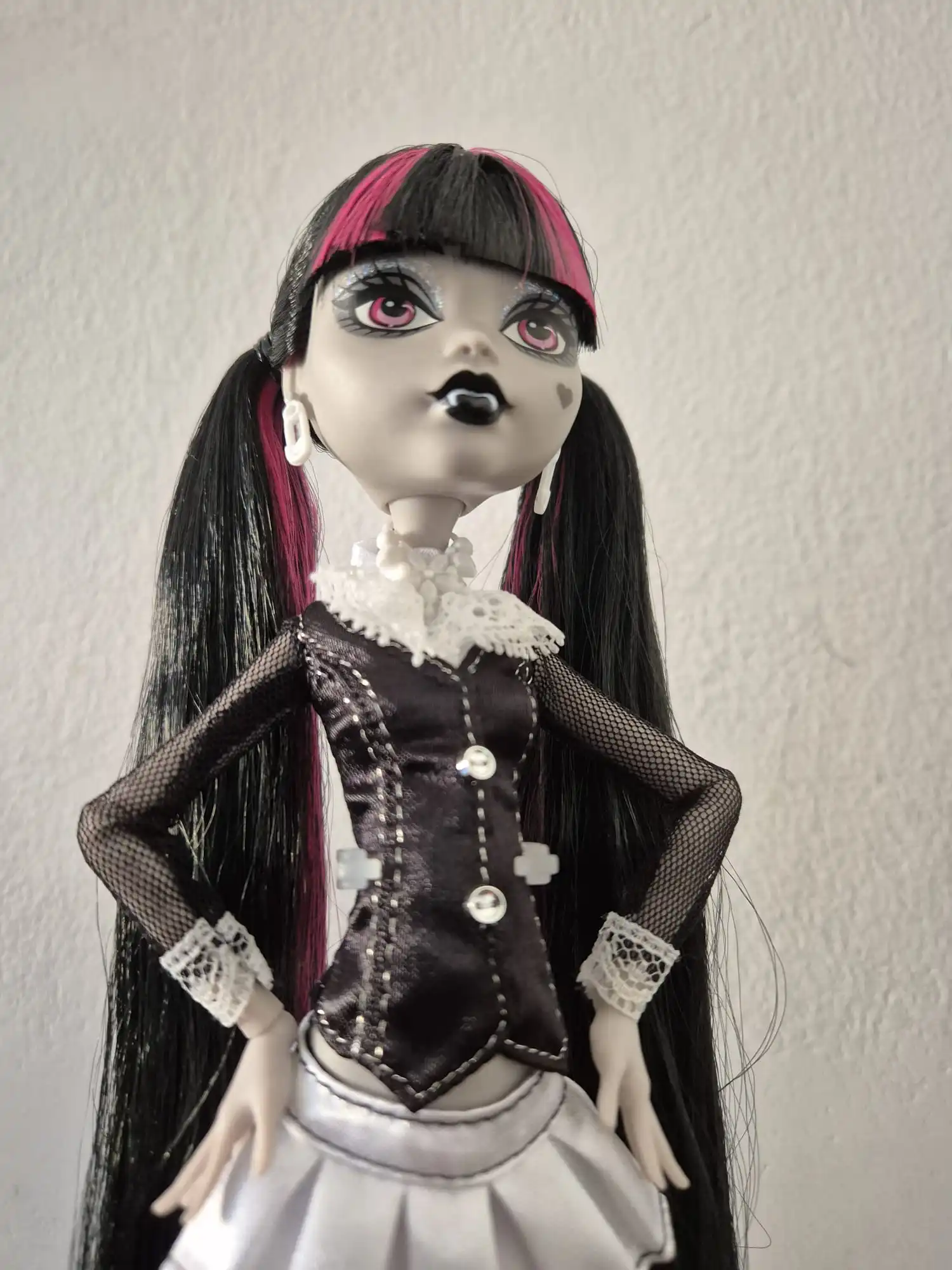 Detalle del rostro y maquillaje de Draculaura Reel Drama
